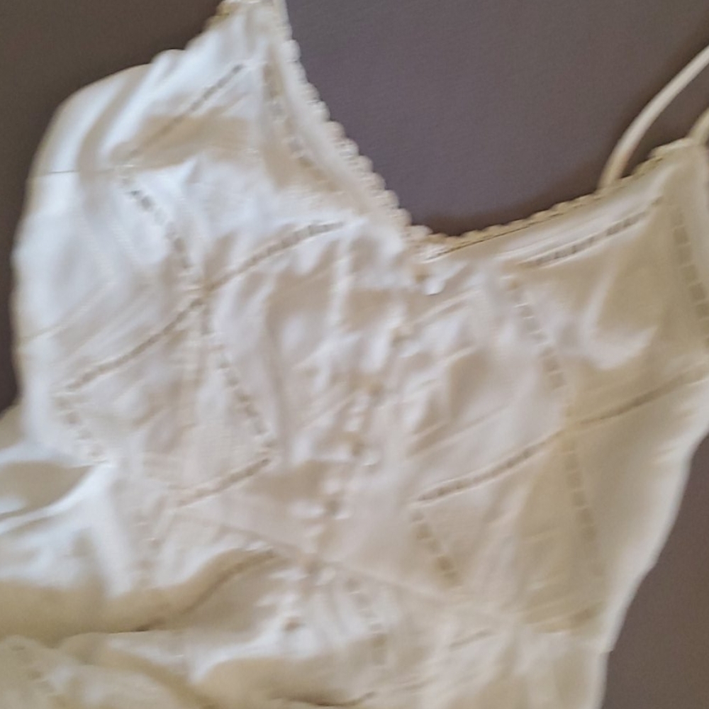 Kendall & Kylie White Eyelet Romper - Picture 8 of 9